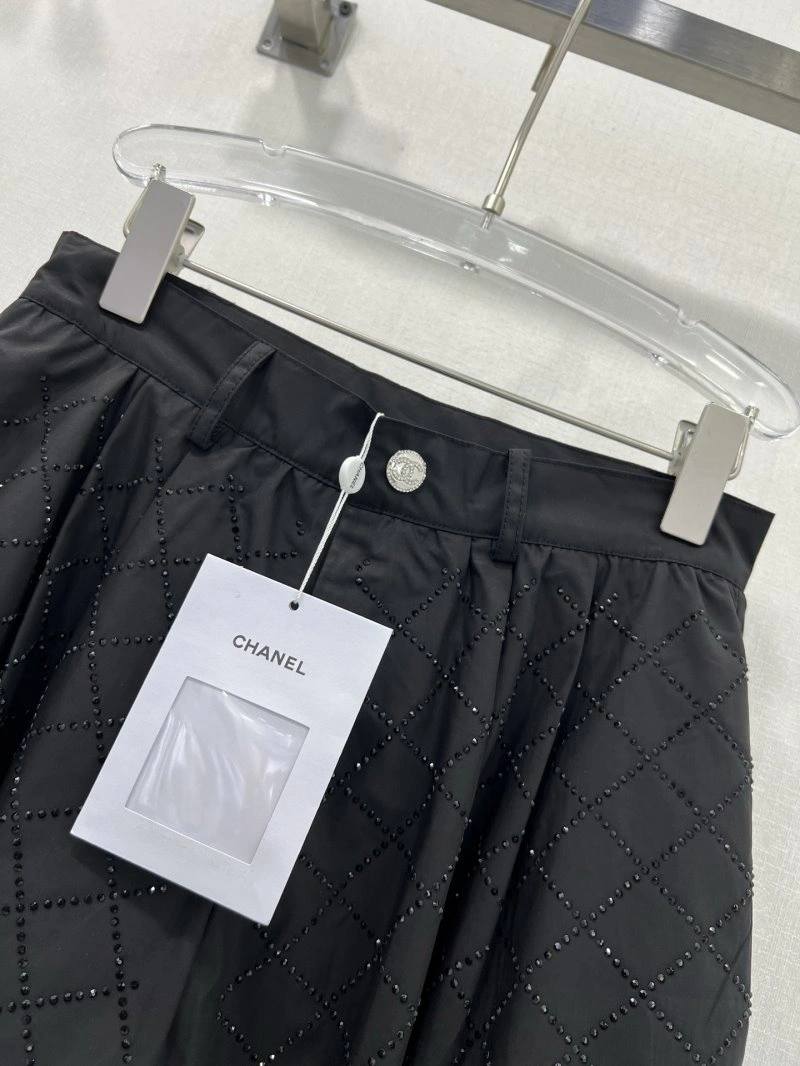 Snug Chanel Short Pants 109737