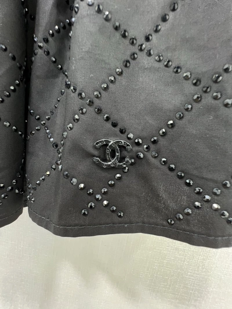 Snug Chanel Short Pants 109737