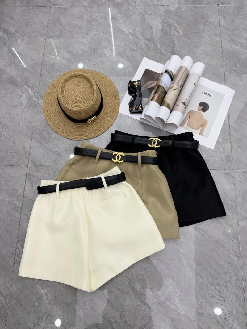 Chanel Short Pants Effortless 109434
