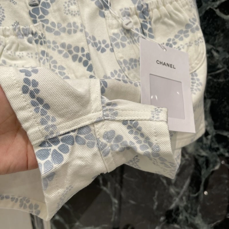 Sustainable Chanel Short Pants 109458