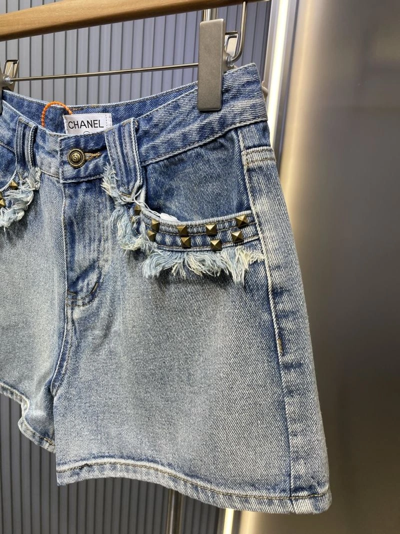 Trendsetting Chanel Short Pants 111212