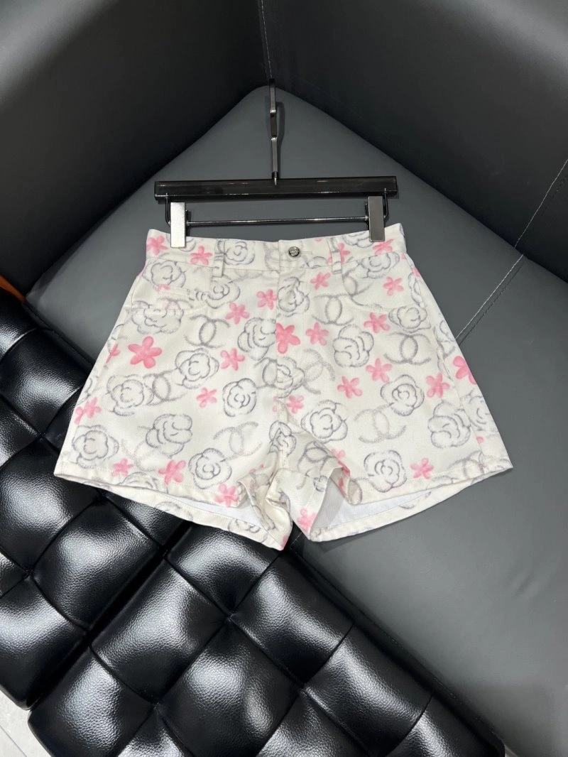 Classic Chanel Short Suits 109345