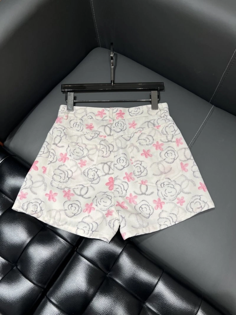 Classic Chanel Short Suits 109345