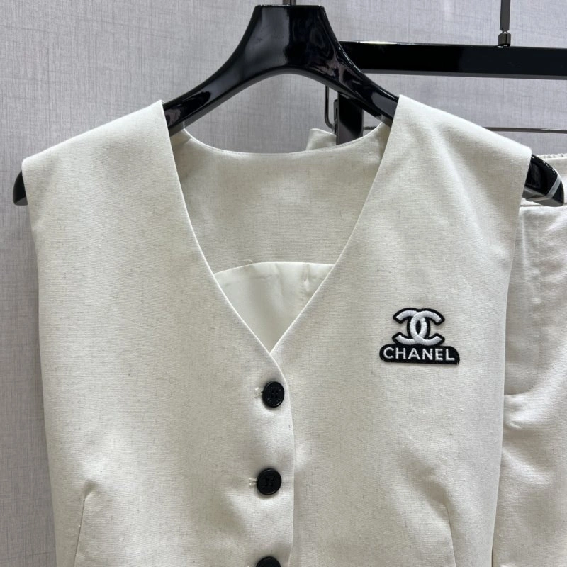 Upgraded Chanel Short Suits 109363