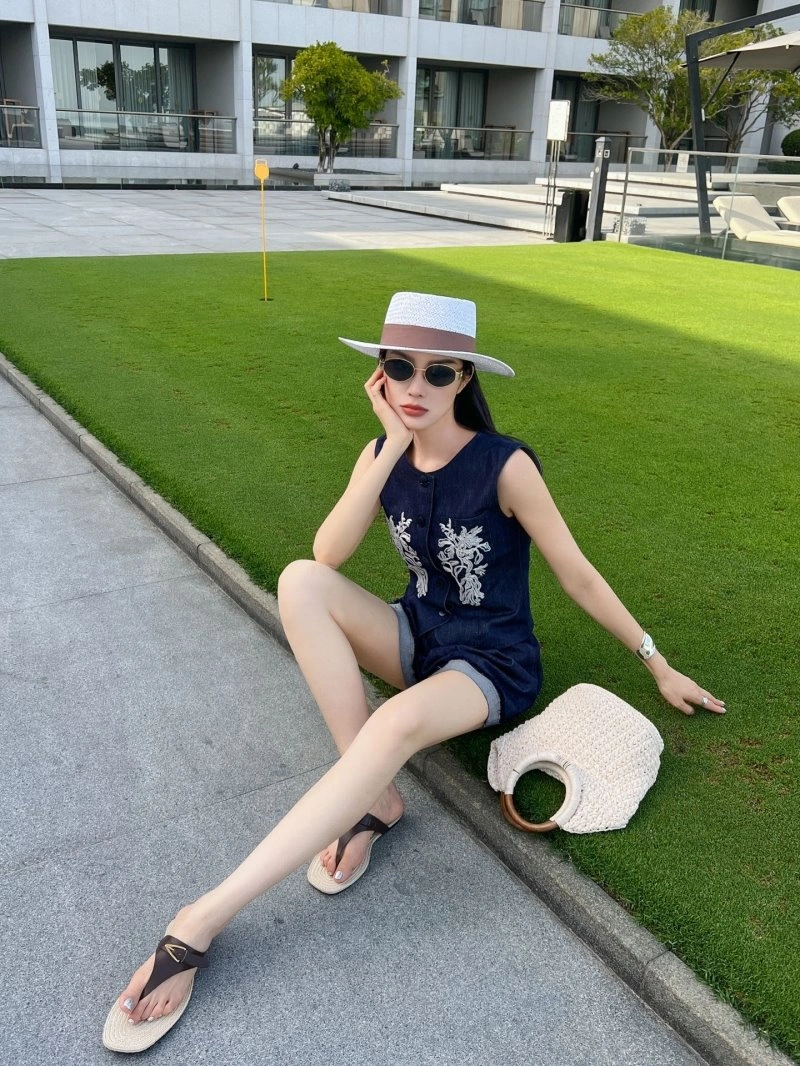 Chanel Short Suits Thermal 108754