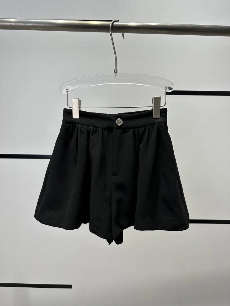 Flexible Chanel Short Suits 108760