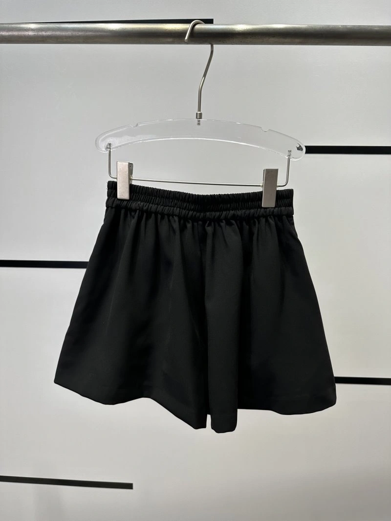 Flexible Chanel Short Suits 108760
