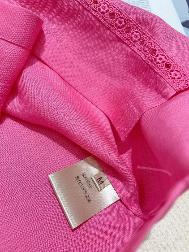 Chanel Short Suits Unisex 110432