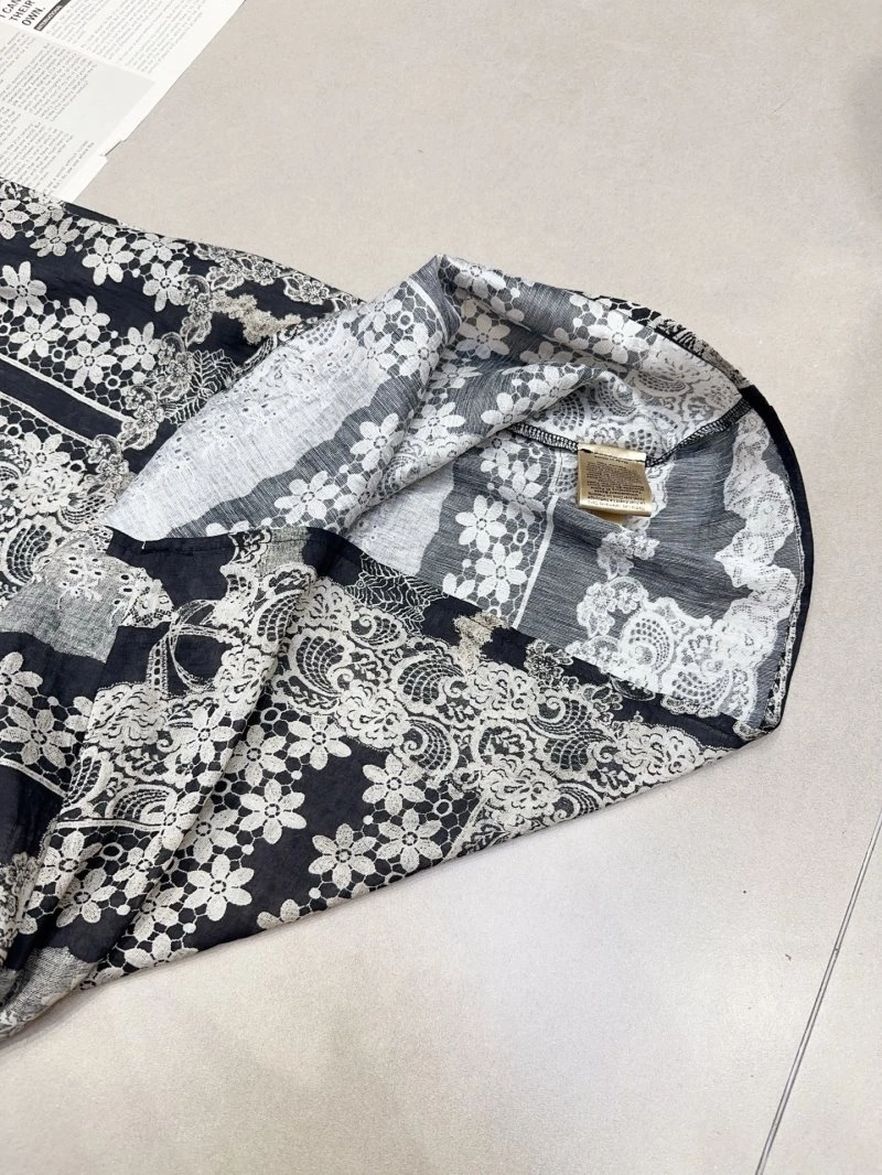 Chanel Short Suits Original 110428