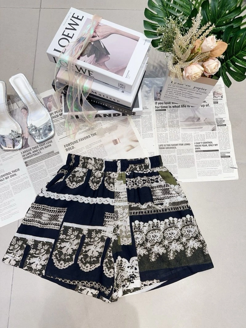 Bright Chanel Short Suits 110409