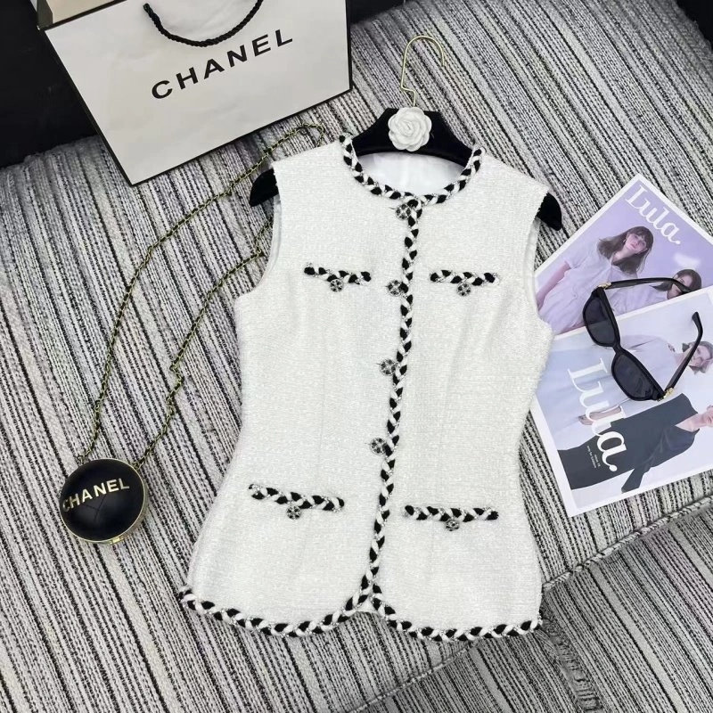 GoodFit Chanel Short Suits 110438