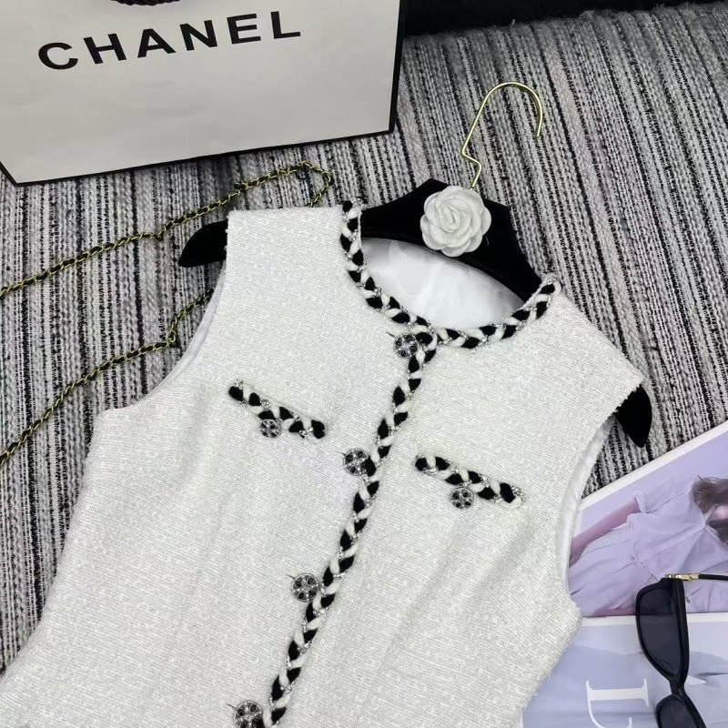 GoodFit Chanel Short Suits 110438