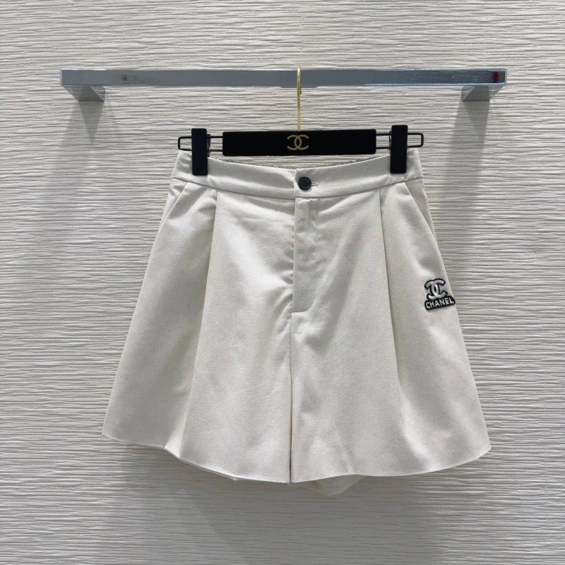 Sporty Chanel Short Suits 110429