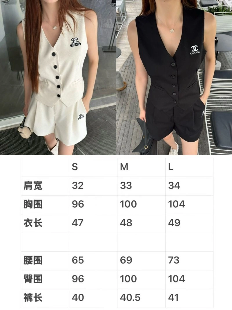 Sporty Chanel Short Suits 110429