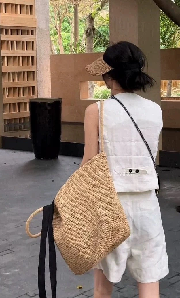 Chanel Short Suits Supportive 110405