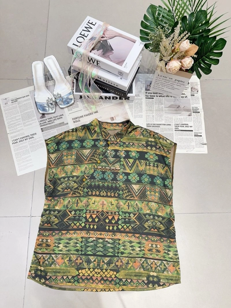 Chanel Short Suits GoAnywhere 110407