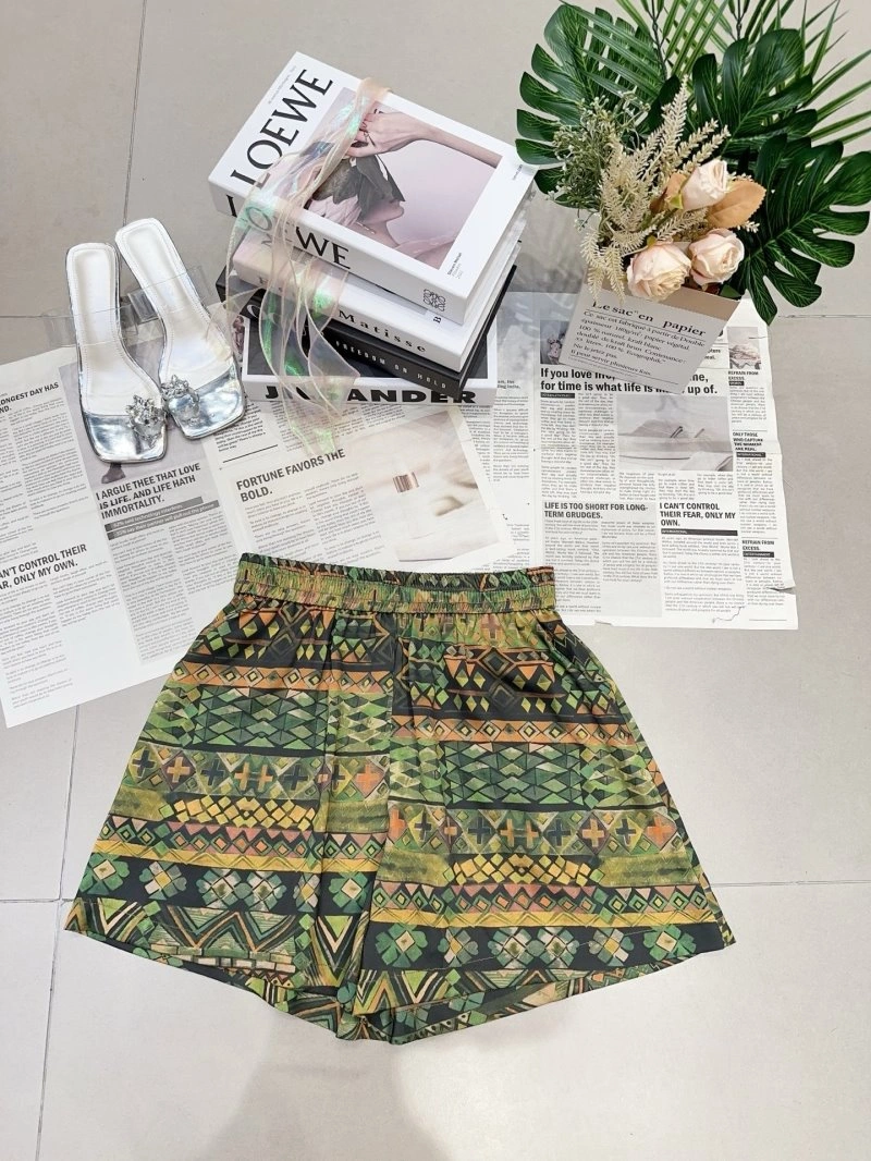 Chanel Short Suits GoAnywhere 110407