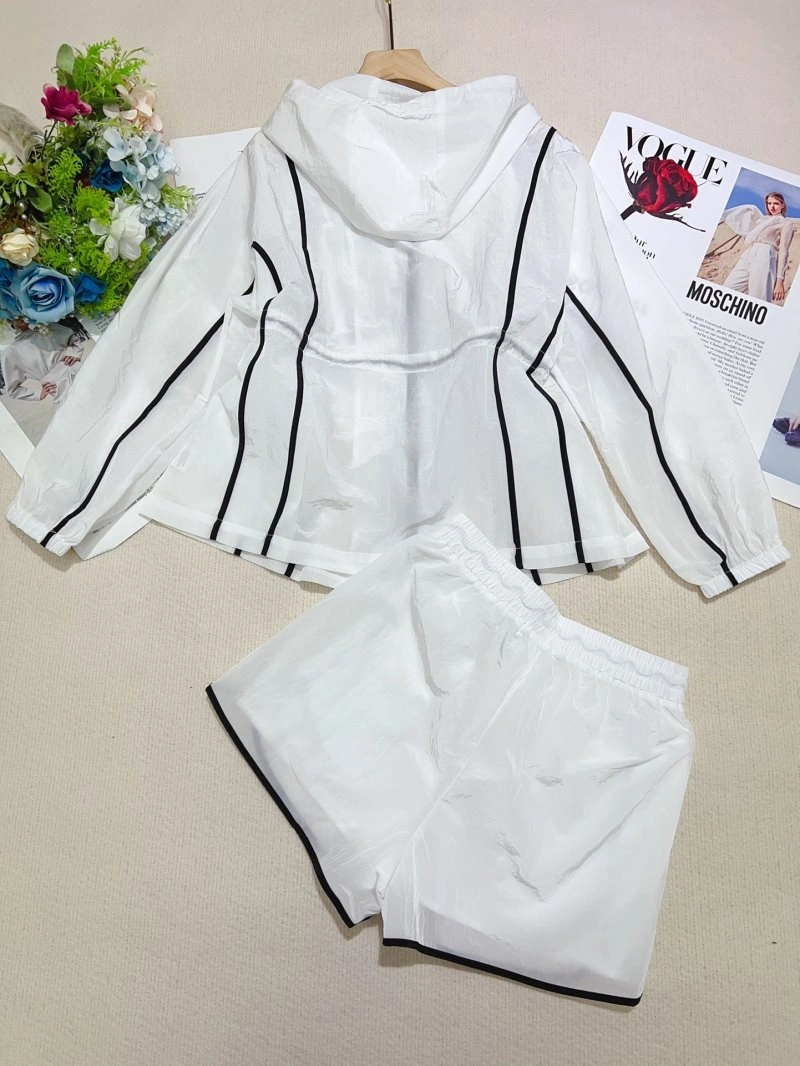 Classic Chanel Short Suits 110384