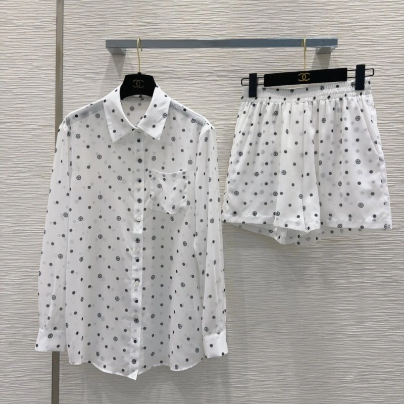 Functional Chanel Short Suits 110401