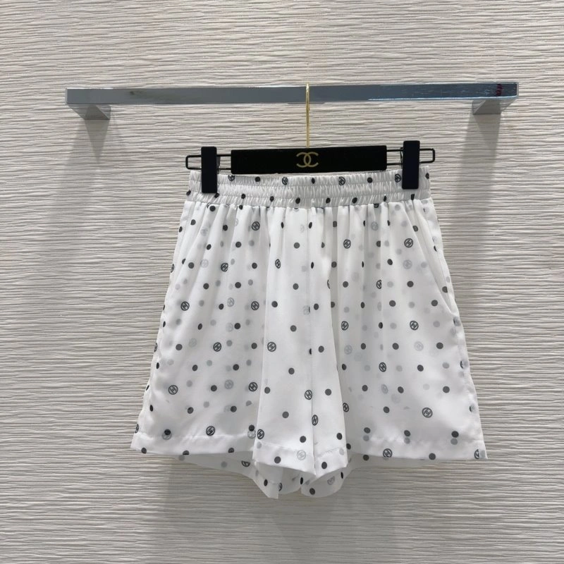 Functional Chanel Short Suits 110401