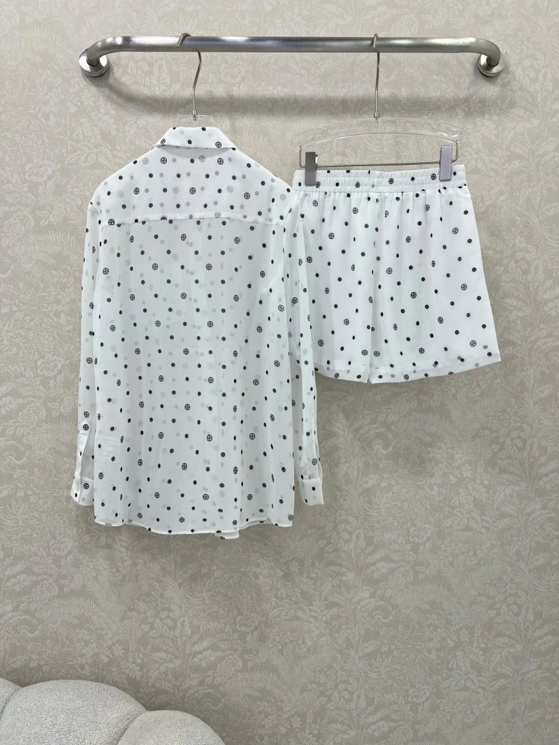 Chanel Short Suits Bright 110372