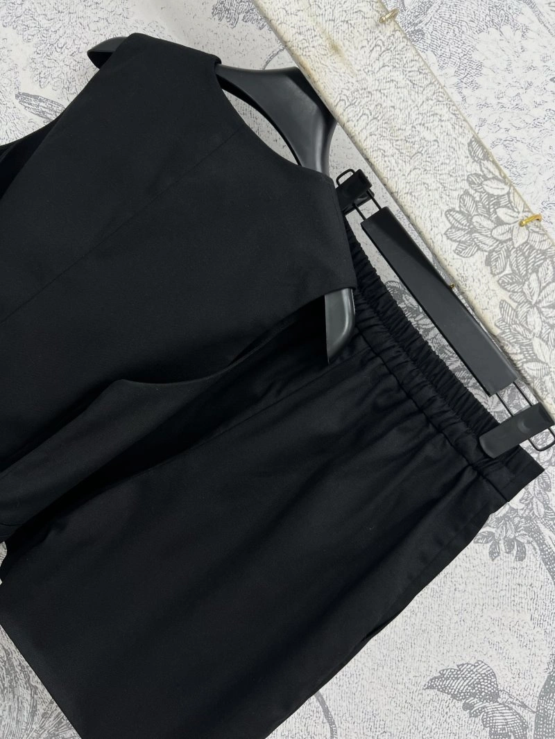Chanel Short Suits Vibrant 108062