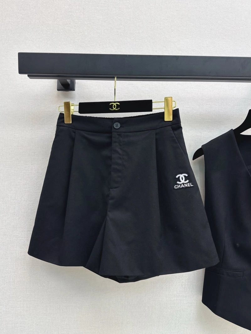 Reliable Chanel Short Suits 108063