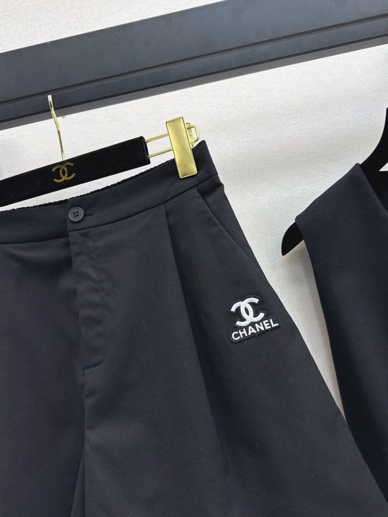 Reliable Chanel Short Suits 108063