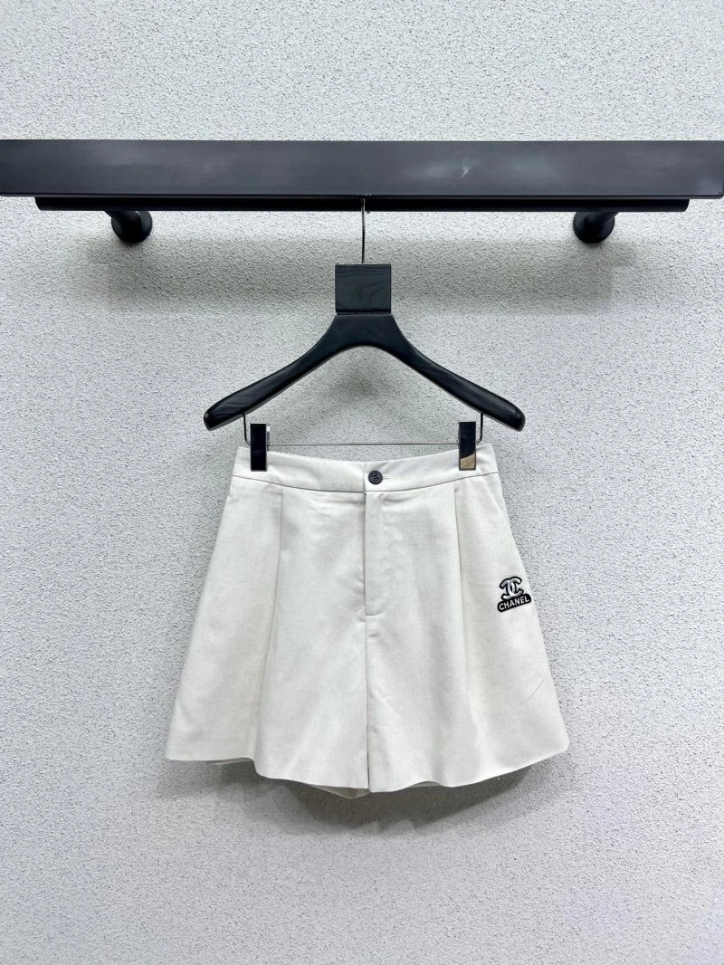 Chanel Short Suits Premium 109728
