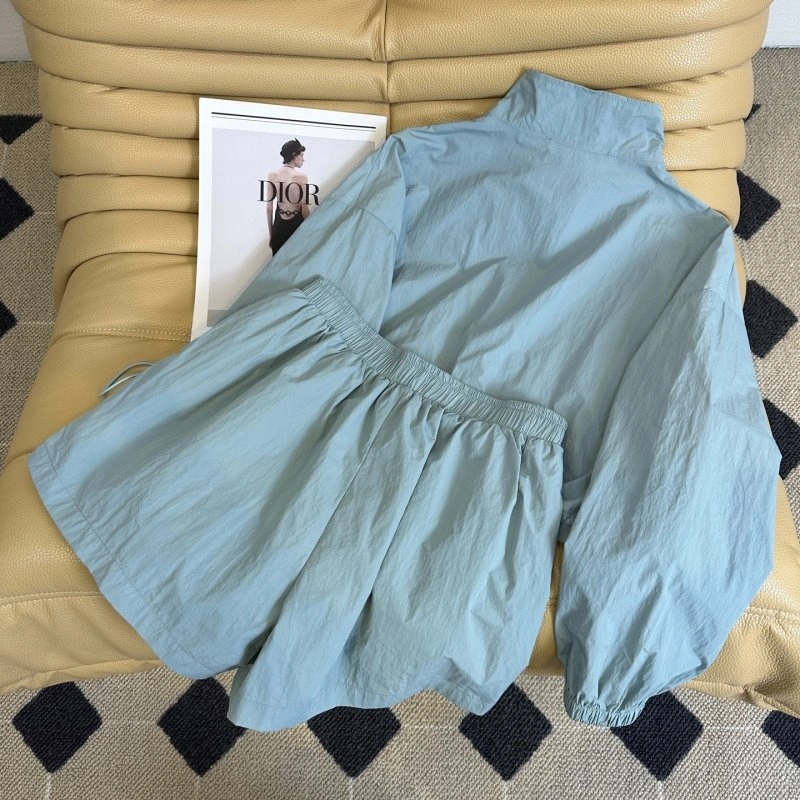 RelaxedFit Chanel Short Suits 109726