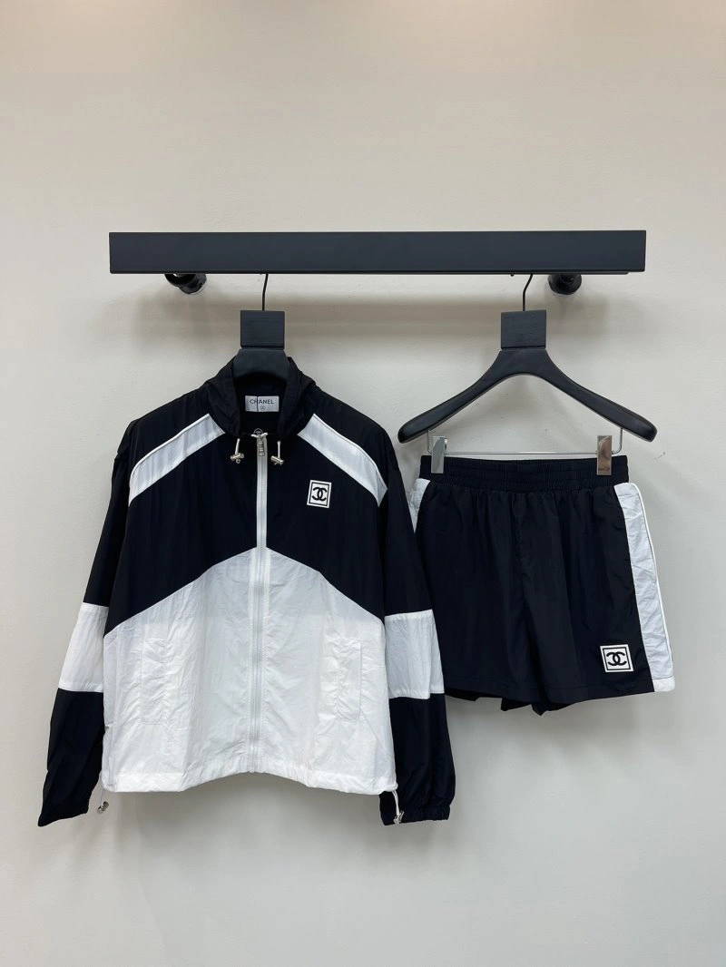 MoistureWicking Chanel Short Suits 109727