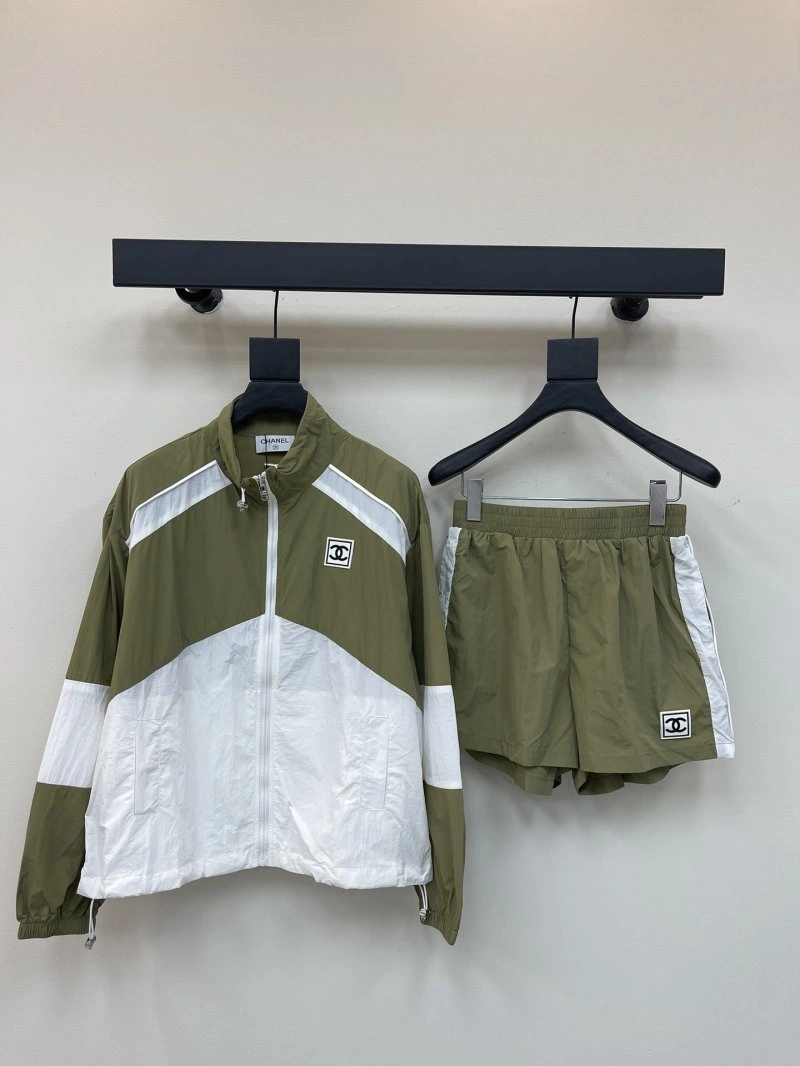 MoistureWicking Chanel Short Suits 109727
