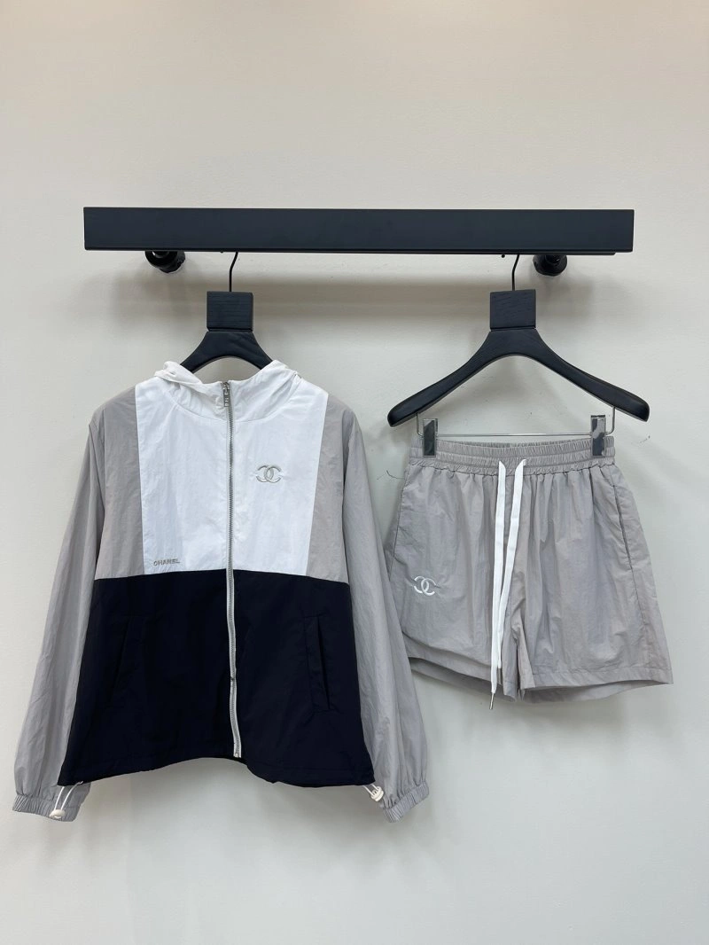 Vibrant Chanel Short Suits 109725