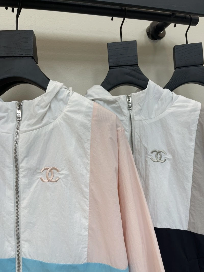 Vibrant Chanel Short Suits 109725