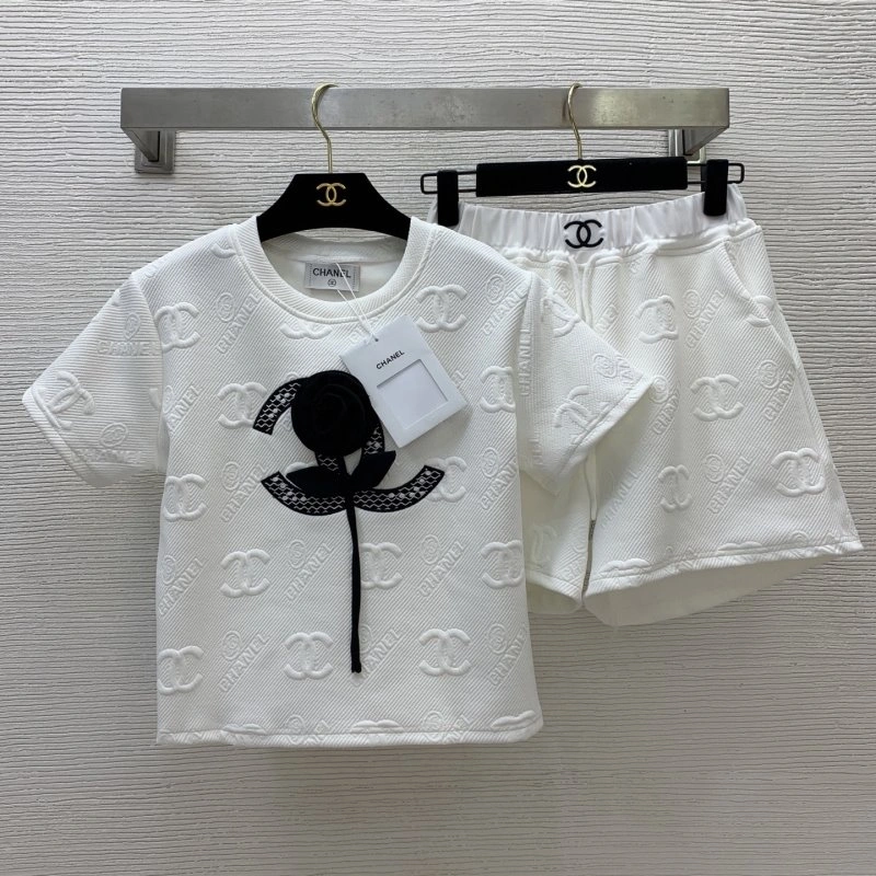 Chanel Short Suits Cozy 109439