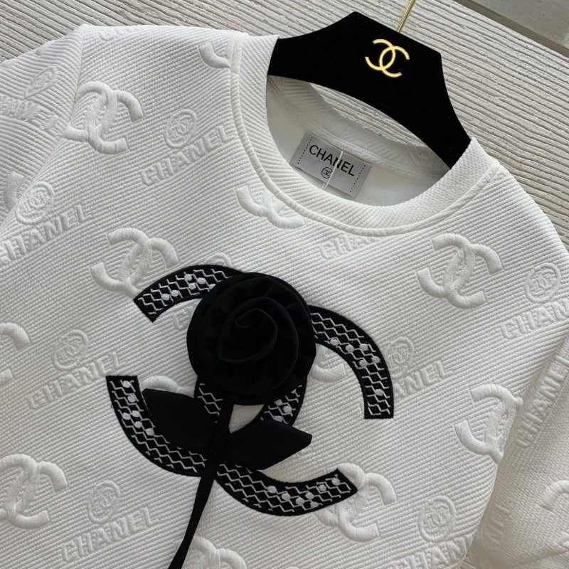 Chanel Short Suits Cozy 109439
