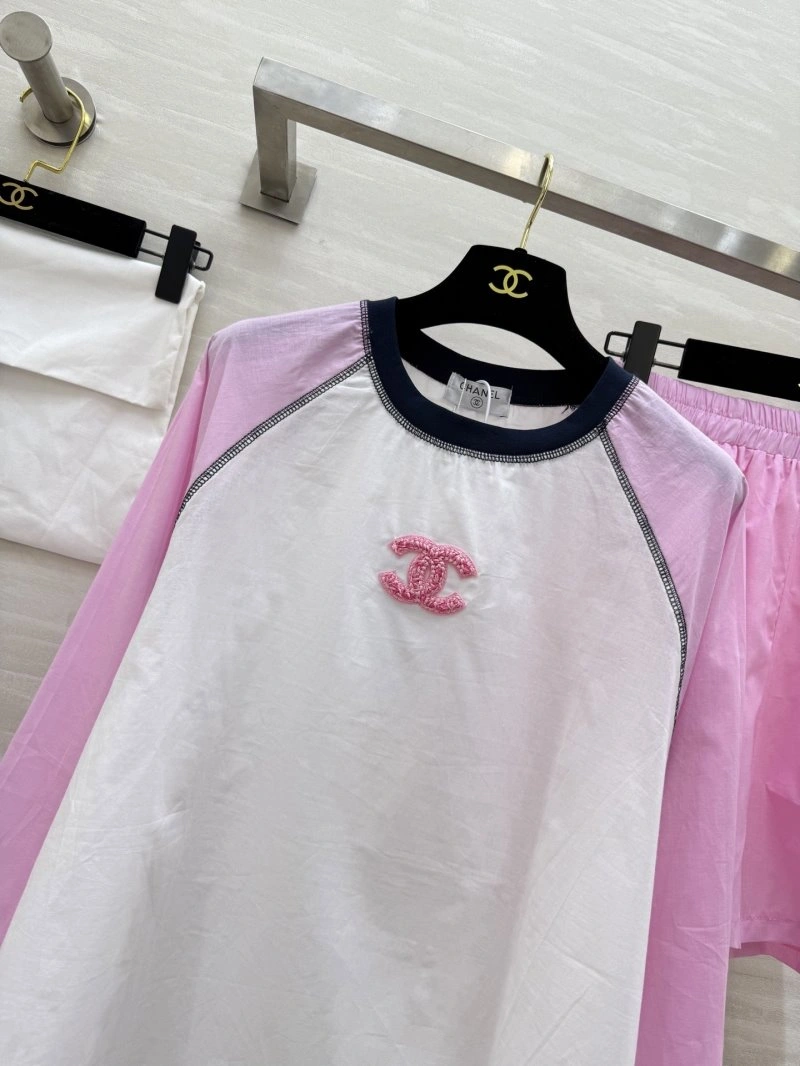 MultiPurpose Chanel Short Suits 109443