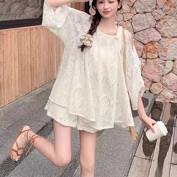 Chanel Short Suits Neat 109441