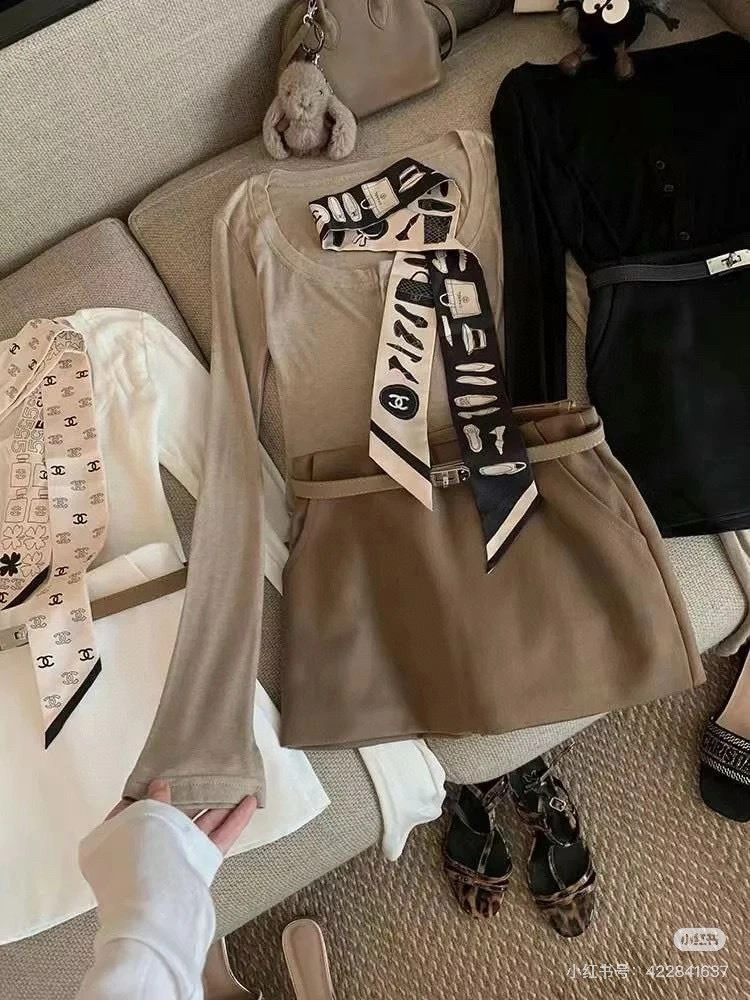 Bright Chanel Silk 272450