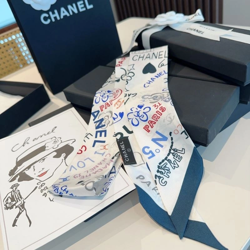 Elegant Chanel Silk 272448