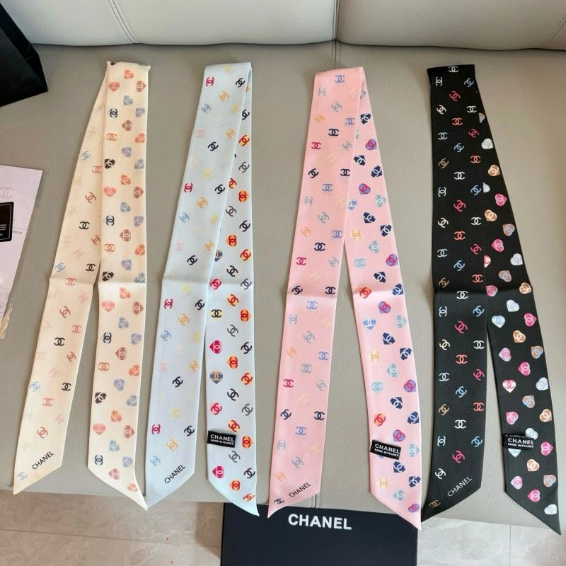 UrbanChic Chanel Silk 272435