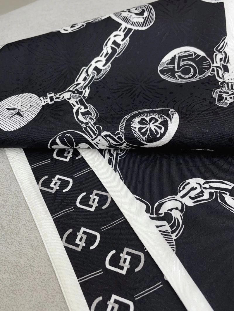 Chanel Silk Premium 272421