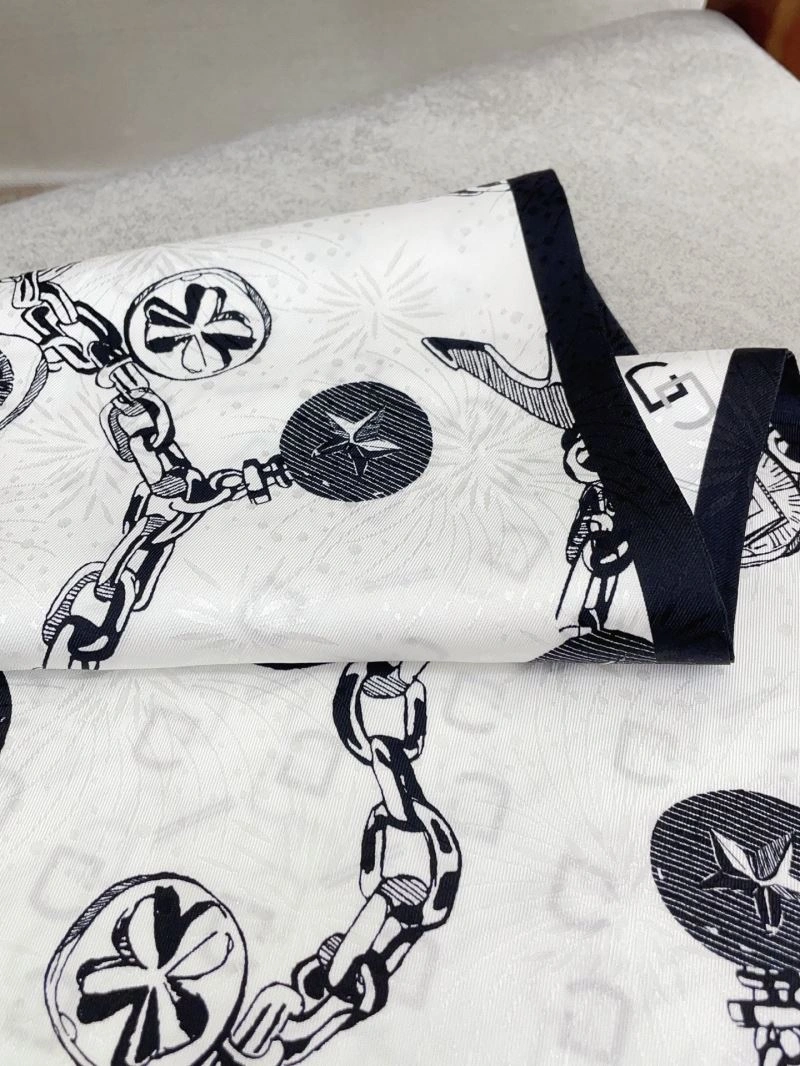 Original Chanel Silk 272417