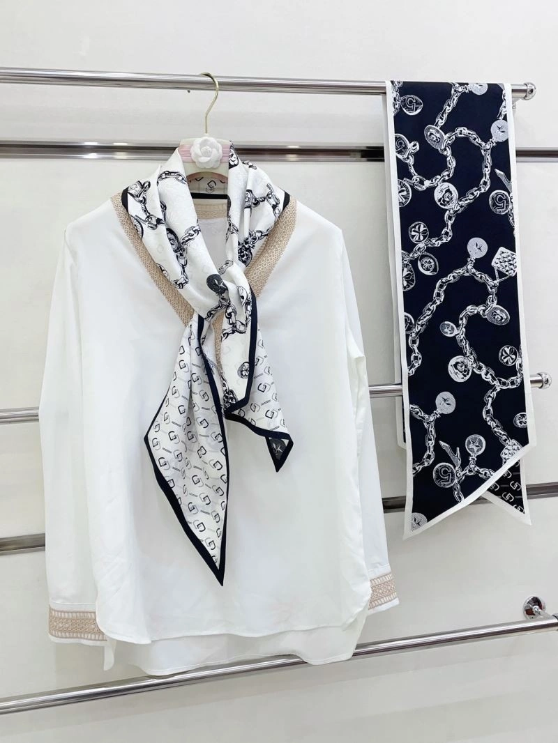 Original Chanel Silk 272417