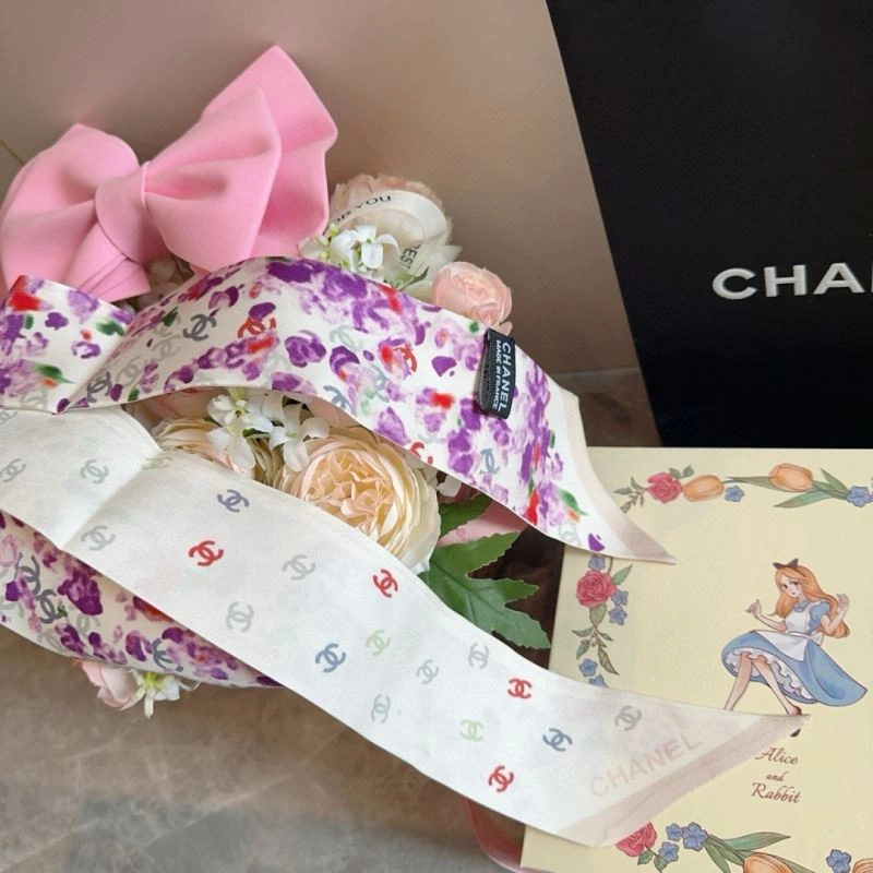 Chanel Silk ComfortFit 272418