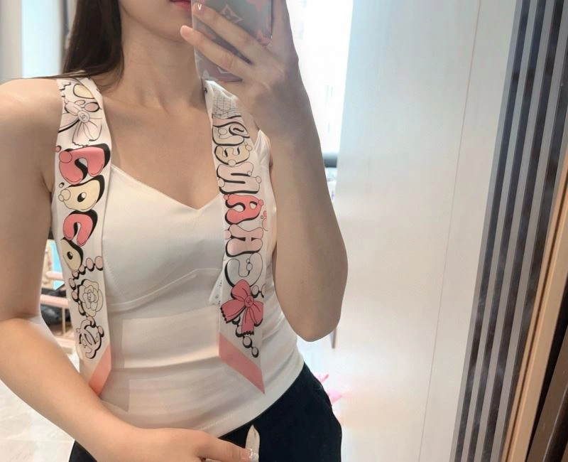 TopPick Chanel Silk 272401