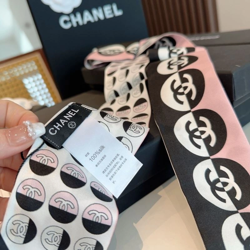 Refined Chanel Silk 272378