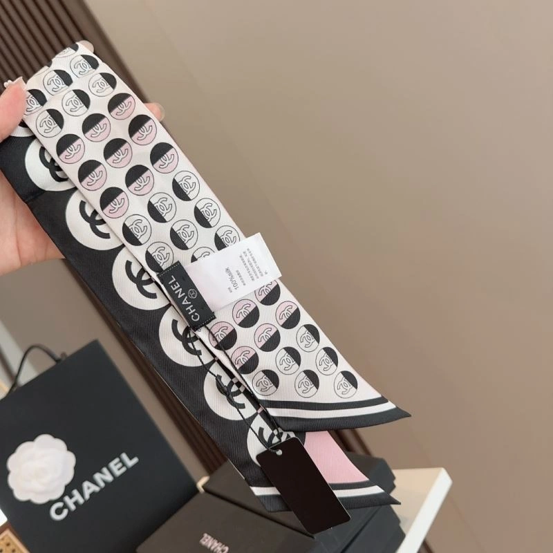 Refined Chanel Silk 272378