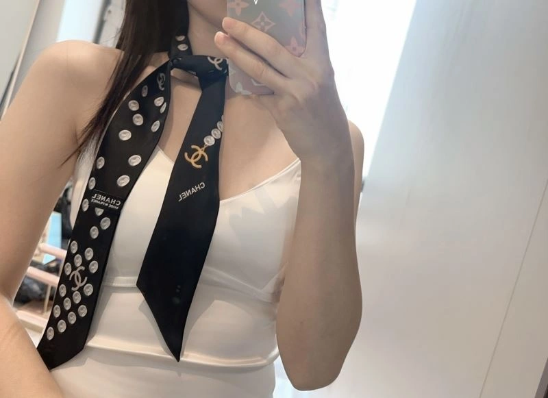 Chanel Silk Packable 273035