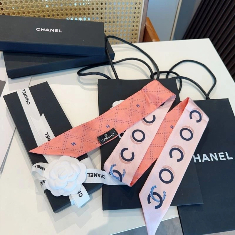 Refined Chanel Silk 273048